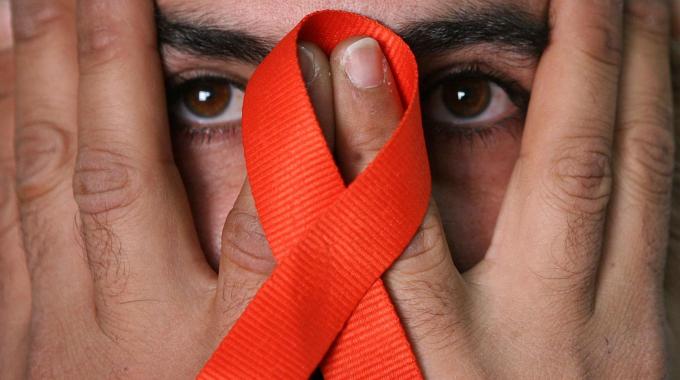Sesso e HIV: costituisce reato contagiare il proprio partner? Sesso e HIV: costituisce reato contagiare il proprio partner?