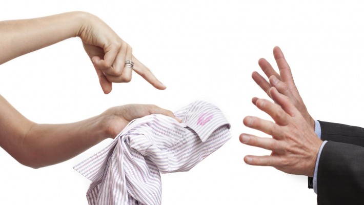Infedeltà coniugale: 7 aspetti che non tutti conoscono Infedeltà coniugale: 7 aspetti che non tutti conoscono