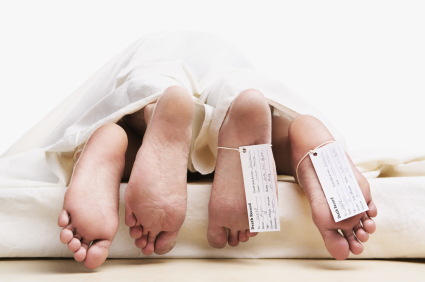 Morte per sesso: 5 insoliti modi di morire facendolo Morte per sesso: 5 insoliti modi di morire facendolo