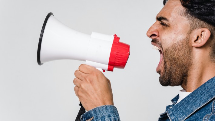 Sesso e disturbo alla quiete pubblica: cosa fare se il condomino è troppo focoso? Sesso e disturbo alla quiete pubblica: cosa fare se il condomino è troppo focoso?