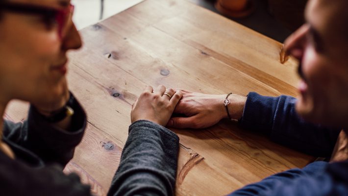 Il flirt nel linguaggio del corpo Il flirt nel linguaggio del corpo